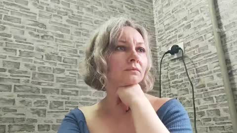 edithmanning online show from January 2025 10:12:02 AM