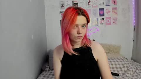 Snapshot of edna_dana chatting on December 2024 07:12:02 PM Edna online show from December 2024 07:12:02 PM