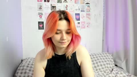 Snapshot of edna_dana chatting on December 2024 06:50:01 PM Edna online show from December 2024 06:50:01 PM