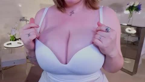 ednaadamse online show from July 2026 09:58:02 AM