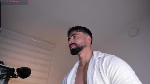 Snapshot of edrick_walton chatting on November 2025 10:15:02 AM edrick online show from November 2025 10:15:02 AM