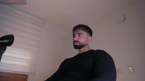 Snapshot of edrick_walton chatting on November 2025 11:53:02 AM edrick online show from November 2025 11:53:02 AM