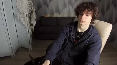 Snapshot of edvardblare chatting on September 2025 05:34:02 PM edvardblare online show from September 2025 05:34:02 PM
