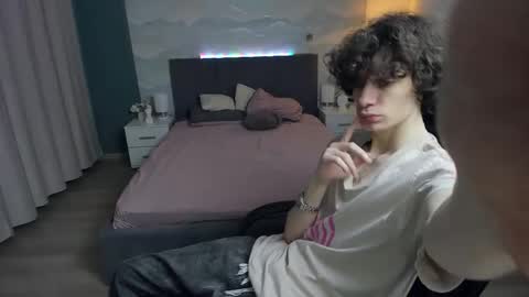 Snapshot of edvardblare chatting on September 2025 03:17:02 PM edvardblare online show from September 2025 03:17:02 PM