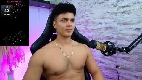 EDWARD CLARCK online show from January 2025 04:36:02 AM