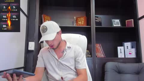 Edward Ross online show from March 2025 07:06:02 PM