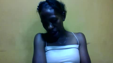 edwige770943 online show from April 2026 06:10:01 PM