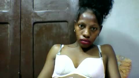 edwige770943 online show from May 2026 04:37:01 PM