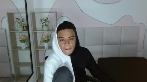 EdyLucianni online show from July 2026 11:24:02 AM