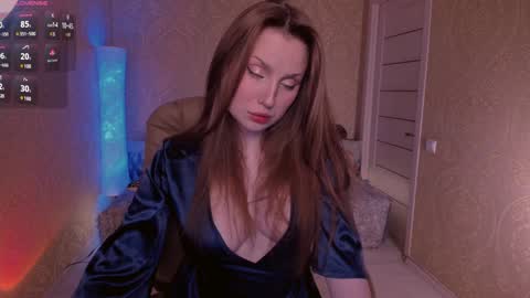 eesmaaarr online show from December 2024 10:48:01 PM