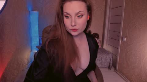 eesmaaarr online show from September 2025 11:04:01 PM