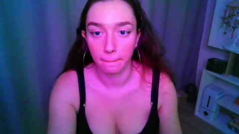 effie_balconii online show from October 2025 03:27:01 PM