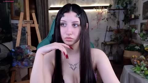 effiemeowley online show from April 2026 02:11:01 PM