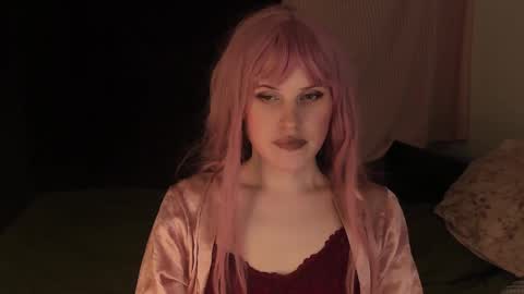 Effie Mur online show from December 2024 05:22:02 PM