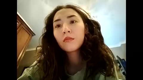 Effy online show from January 2025 12:49:01 PM