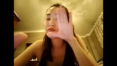 Effy online show from January 2025 07:18:01 PM