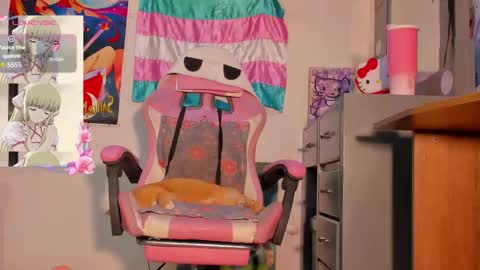 Snapshot of effy_marinn chatting on September 2025 01:32:02 AM effy_marinn online show from September 2025 01:32:02 AM