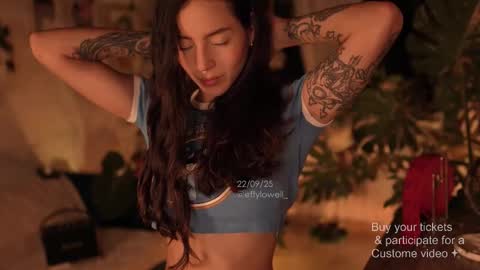 Effy online show from September 2025 02:03:02 AM