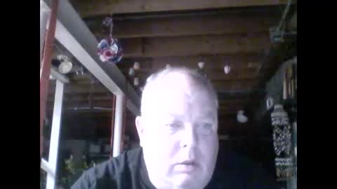 Snapshot of efriff chatting on April 2026 09:30:01 AM efriff online show from April 2026 09:30:01 AM