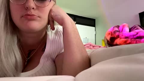 Egyptiancottxn online show from February 2025 04:36:01 PM