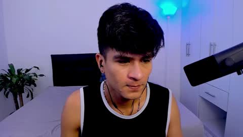 eiden_allenx1 online show from February 2025 04:03:01 PM