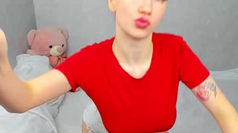 Snapshot of eileenmoores chatting on February 2026 03:08:01 PM eileenmoores online show from February 2026 03:08:01 PM