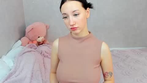 Snapshot of eileenmoores chatting on February 2026 09:10:02 AM eileenmoores online show from February 2026 09:10:02 AM