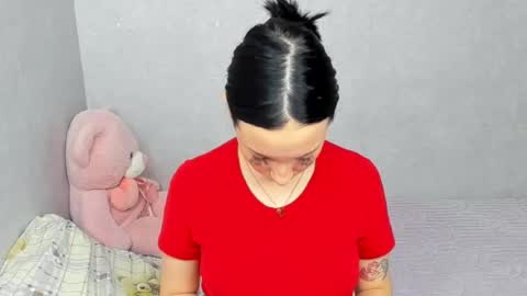 Snapshot of eileenmoores chatting on March 2026 04:24:02 PM eileenmoores online show from March 2026 04:24:02 PM