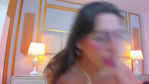 Snapshot of eilyn_millan chatting on March 2026 01:25:01 PM Eilyn Millan online show from March 2026 01:25:01 PM