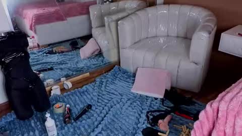 EimmyAdams online show from October 2025 12:51:02 AM