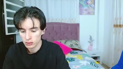 Snapshot of eimy_andres chatting on September 2025 10:19:02 AM eimy_andres online show from September 2025 10:19:02 AM