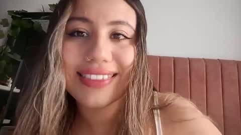 Snapshot of eimy_collin chatting on June 2026 07:06:02 PM EIMY MODEL INDEPENDENT online show from June 2026 07:06:02 PM