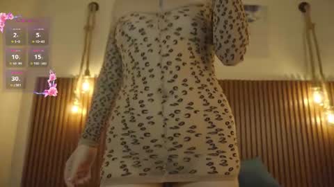 eimyaniston cute online show from July 2026 03:53:02 PM