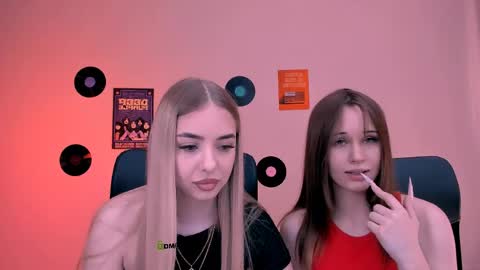 Snapshot of eira_mouse chatting on May 2026 08:44:01 AM Sweet Eira online show from May 2026 08:44:01 AM