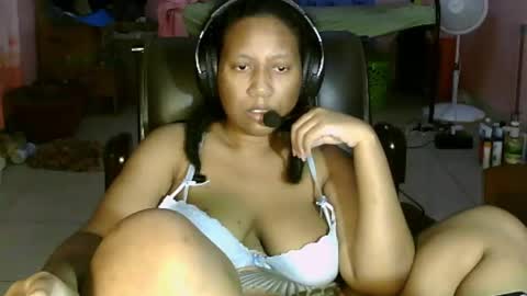 Eirondra Valeen online show from March 2026 01:22:01 AM