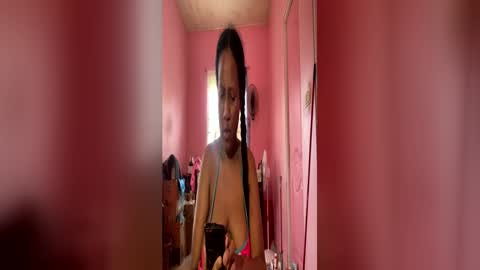 Snapshot of eirondra_valeen chatting on April 2026 06:58:01 PM Eirondra Valeen online show from April 2026 06:58:01 PM