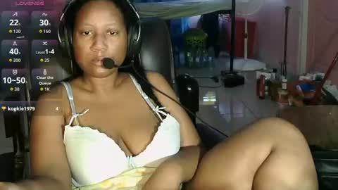 Eirondra Valeen online show from June 2026 03:45:01 AM