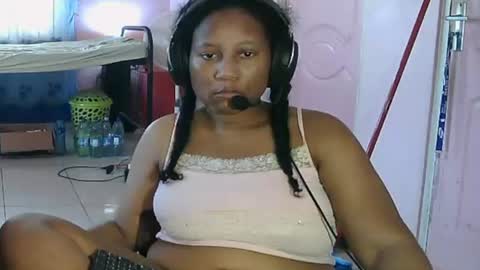 Eirondra Valeen online show from July 2026 01:40:02 PM