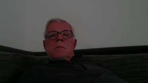 eisbaer1957 online show from December 2025 08:10:01 AM