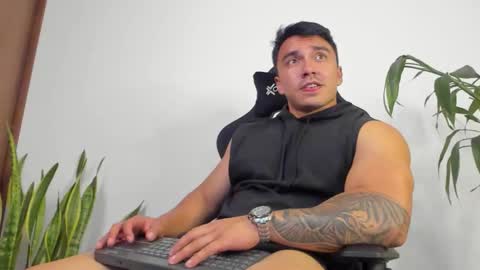 EITHAN CONOR online show from September 2025 06:22:01 PM