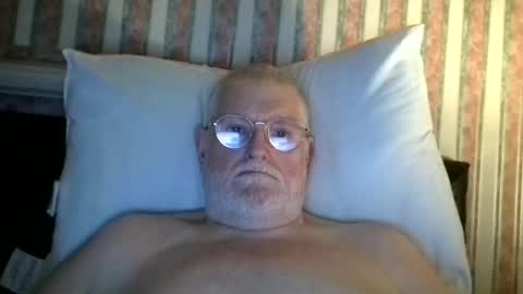 eketman1964 online show from December 2025 11:53:01 PM