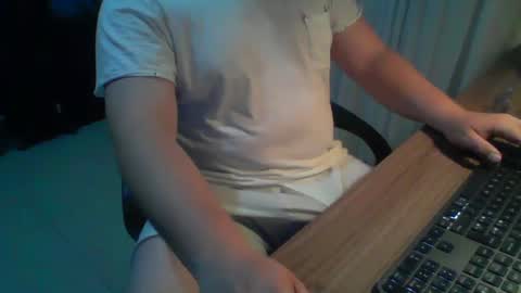 Snapshot of ekudemic chatting on January 2025 06:12:01 AM Juan Pablo M online show from January 2025 06:12:01 AM