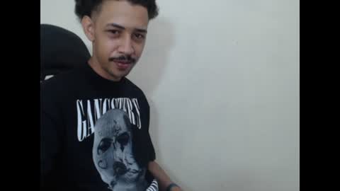 Snapshot of el_menor chatting on July 2026 02:53:02 AM Instagram BelowAbajo online show from July 2026 02:53:02 AM