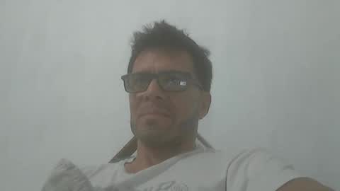 Snapshot of el_principe_veryhot chatting on April 2026 04:10:02 AM el_principe_veryhot online show from April 2026 04:10:02 AM