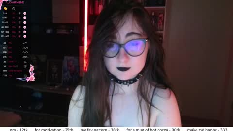 If you like it when I meow give me a thumbs up online show from January 2026 01:28:02 PM