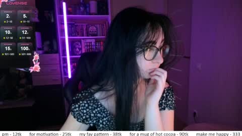 If you like it when I meow give me a thumbs up online show from June 2026 08:09:02 AM