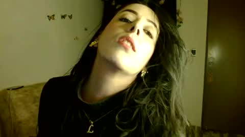 Snapshot of ela_3611 chatting on May 2026 12:50:01 AM ela_3611 online show from May 2026 12:50:01 AM