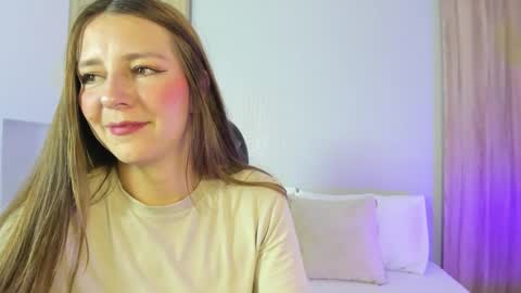 E L A I A online show from March 2026 07:11:01 PM