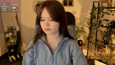 Snapshot of elainebeness chatting on May 2026 10:48:02 PM Your sweet girl online show from May 2026 10:48:02 PM