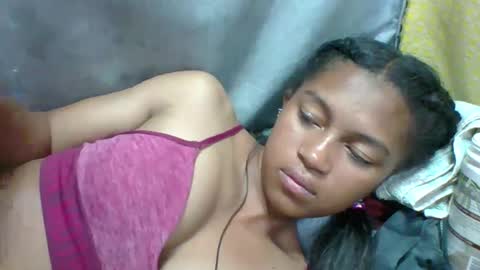 elaliealdy online show from November 2025 07:58:01 PM